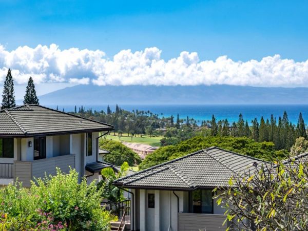 Short Walk to Beach Lahaina Vacation Villa Two Bedrooms