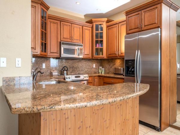 Short Walk to Beach Lahaina Vacation Villa Two Bedrooms