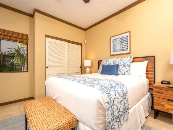 Short Walk to Beach Lahaina Vacation Villa Two Bedrooms