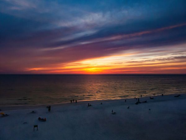 SIesta Key Great Three Bedroom Gulf Front Condo with Pool