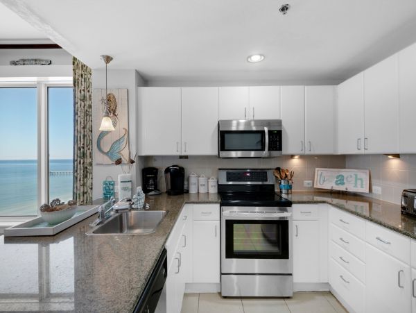 Three Bedroom Panama City Vacation Condo Beach Views Galore!