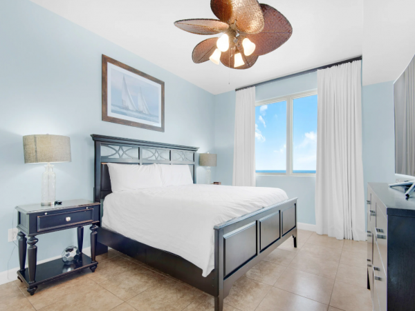 Gulf-front 3 Bedroom Vacation Condo in Panama City Beach