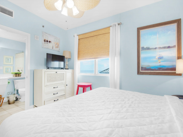 Gulf-front 3 Bedroom Vacation Condo in Panama City Beach