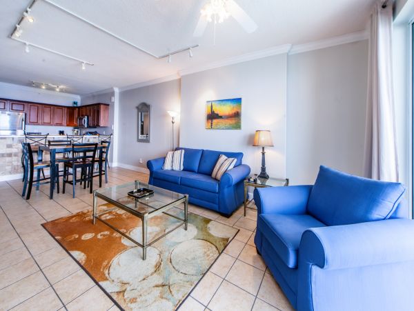 PANAMA BEACH TOP FLOOR CONDO WITH VIEW!