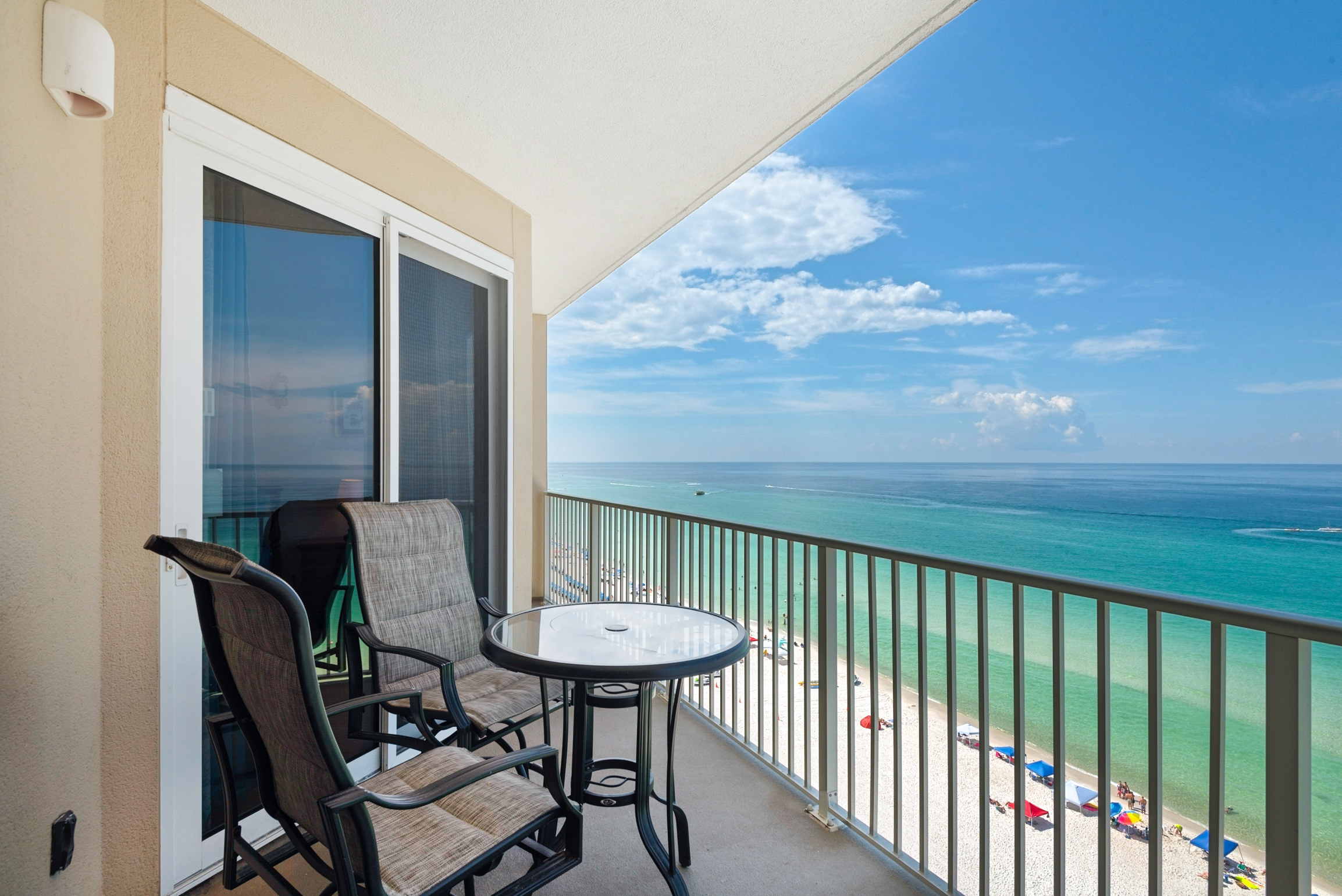 Three Bedroom Beachfront Sleeps Eight Guests