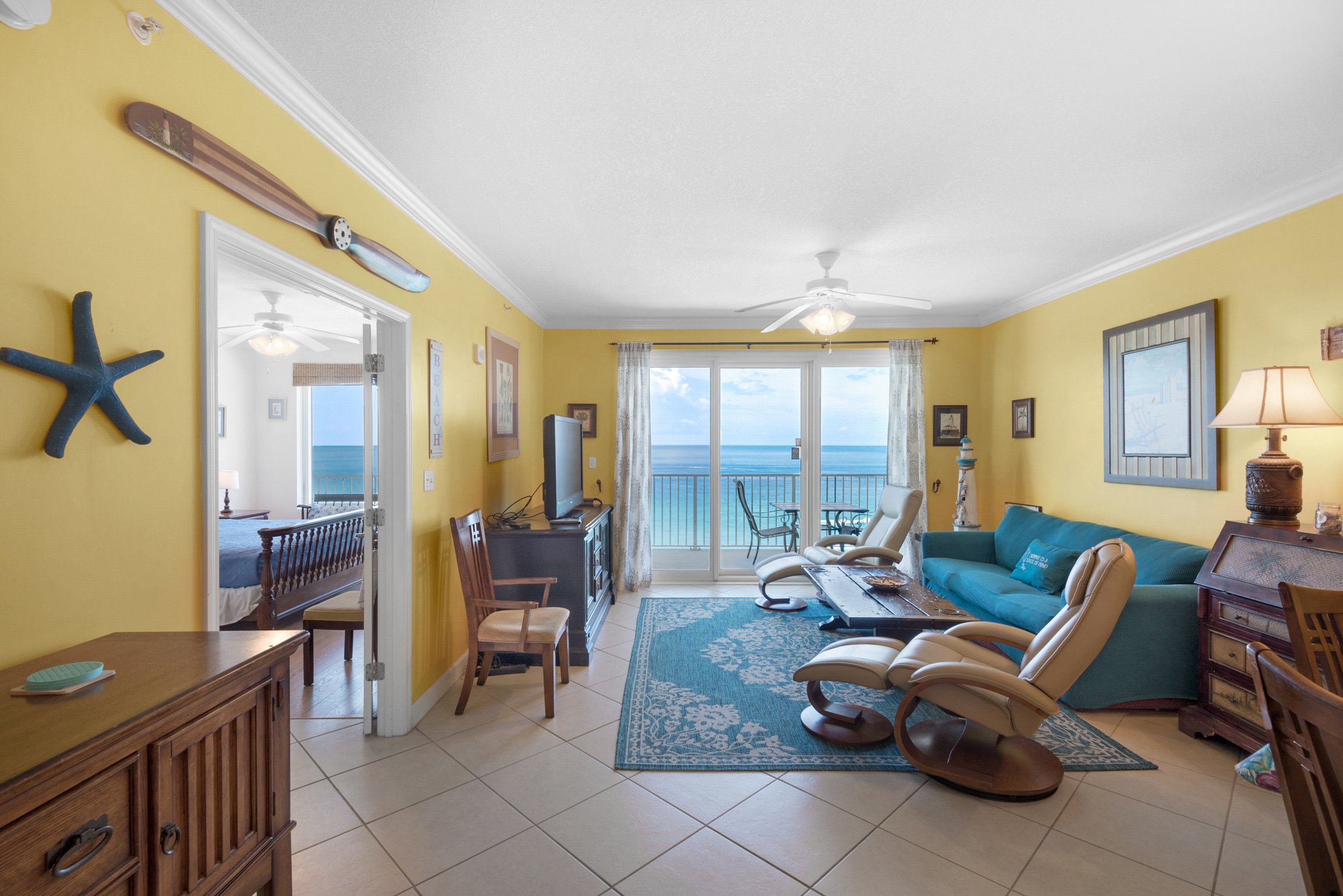 Three Bedroom Beachfront Sleeps Eight Guests