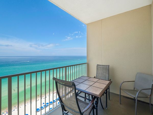 Three Bedroom Beachfront Sleeps Eight Guests