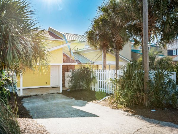 Gulf Front Beach Bungalow Right On The Beach