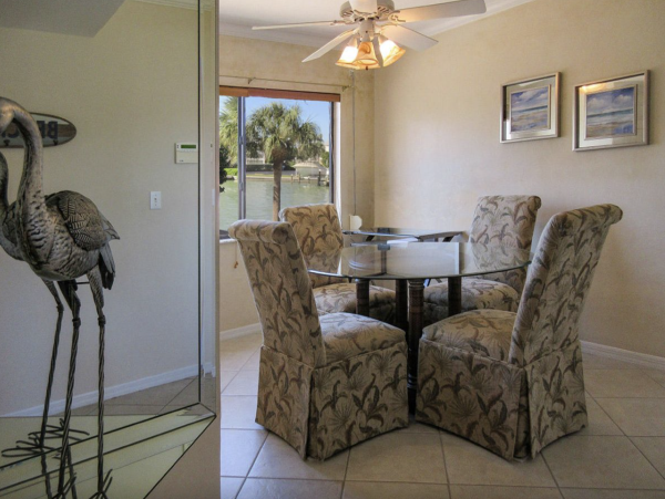 Fort Myers Condo Two Bedrooms Sleeps 4 Bay Views