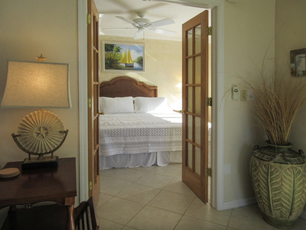 Fort Myers Condo Two Bedrooms Sleeps 4 Bay Views