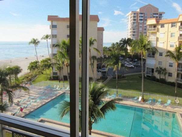 Fort Myers Beach Vacation Rental - Oceanfront 2-Bedroom Florida Condo