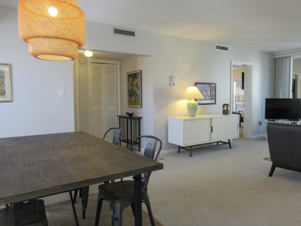 Fort Myers Beach Vacation Rental 2-Bedroom Florida Beachfront Condo