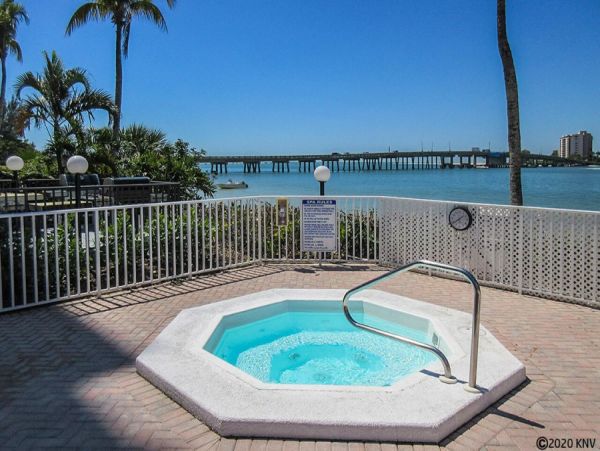 Fort Myers Condo 986430