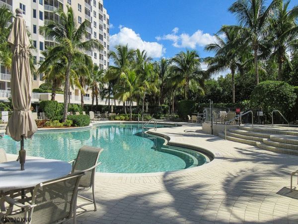 Fort Myers Condo 986435