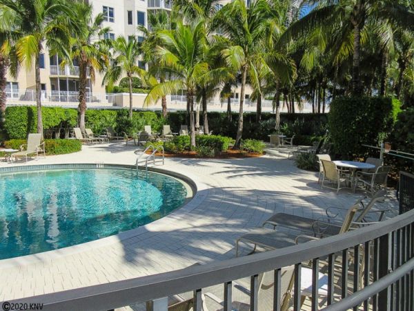 Fort Myers Condo 986435