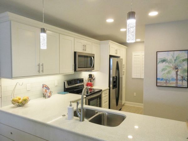 Fort Myers Two Bedroom Vacation Beach Condo Full Gulf Views