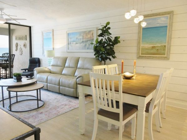 Fort Myers Two Bedroom Vacation Beach Condo Full Gulf Views