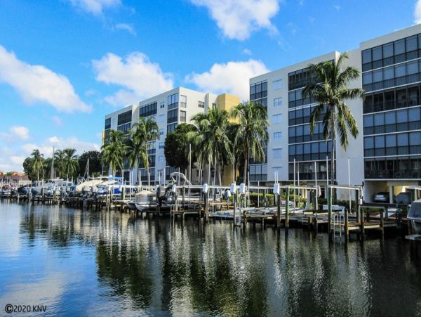 Fort Myers Condo 986439