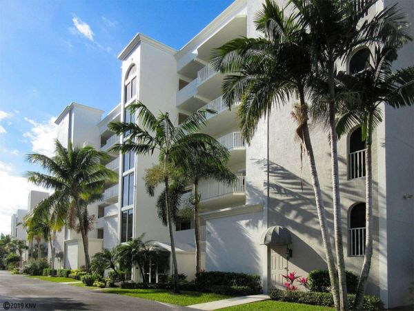 Fort Myers Condo 986449