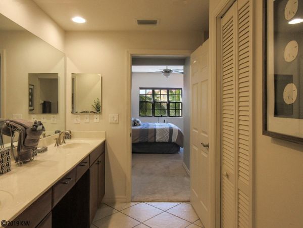 Fort Myers Condo 986450