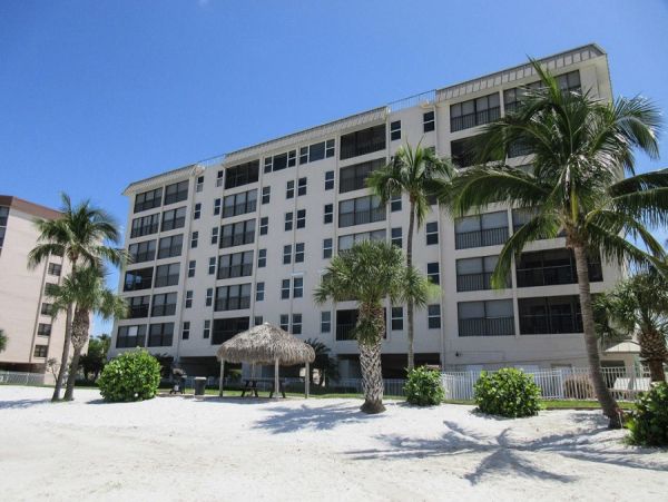 Fort Myers Condo 986460