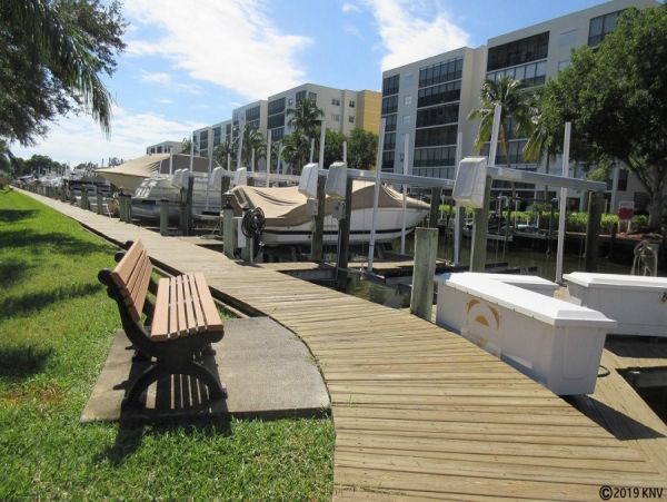 Fort Myers Condo 986462