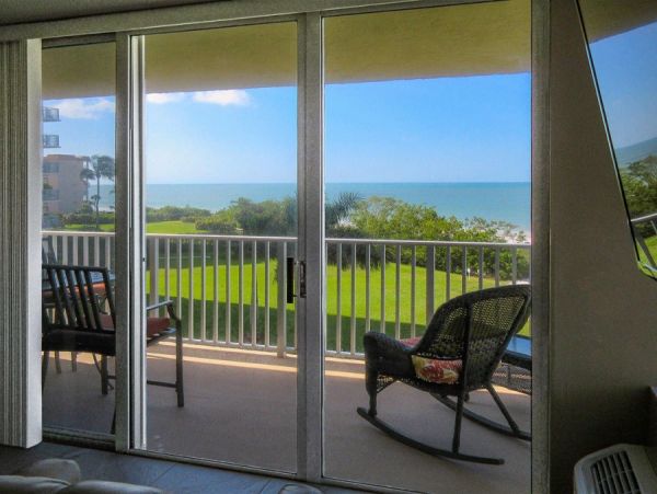 1 Bedroom Beachfront Vacation Condo