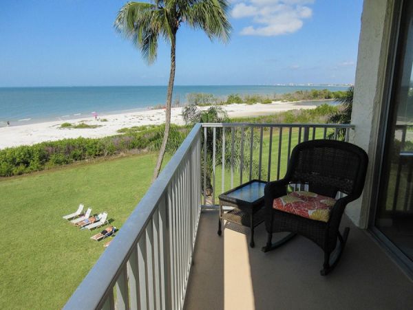 1 Bedroom Beachfront Vacation Condo