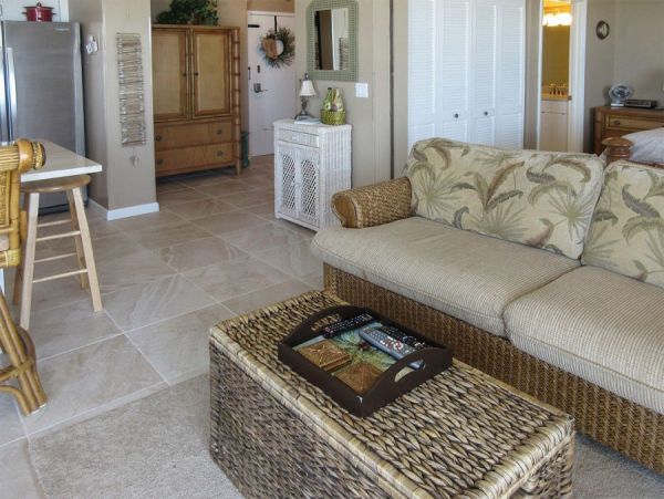 1 Bedroom Beachfront Vacation Condo