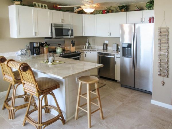 1 Bedroom Beachfront Vacation Condo