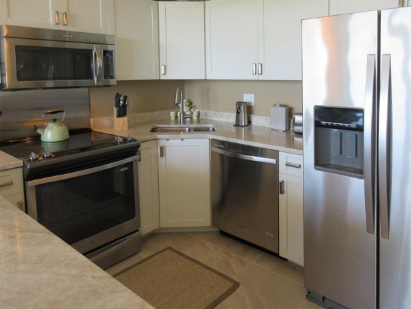 1 Bedroom Beachfront Vacation Condo