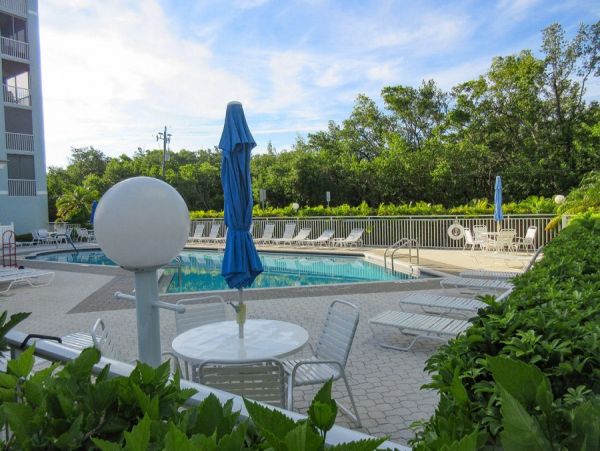 Fort Myers Condo 986469