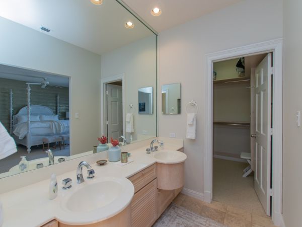 The Florida Keys Condo 986486