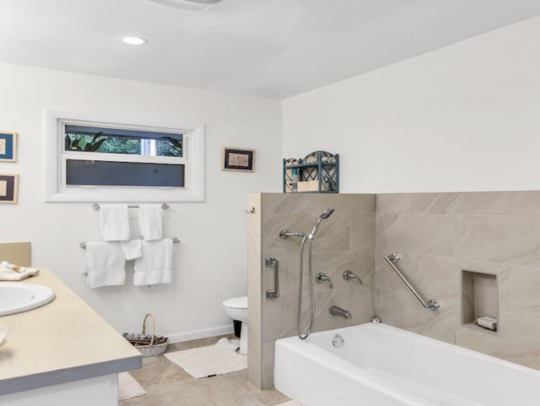 Islamorada Gulf View 5 Bedroom Home  with Pool & Spa