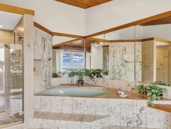Islamorada Gulf View 5 Bedroom Home  with Pool & Spa