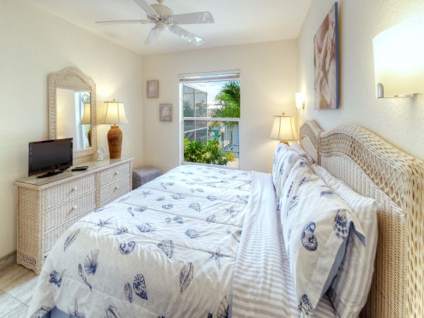 Cape Coral Home 986516