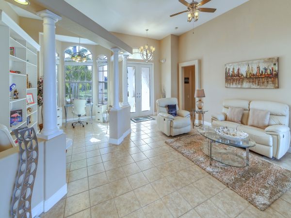 Cape Coral Home 986524