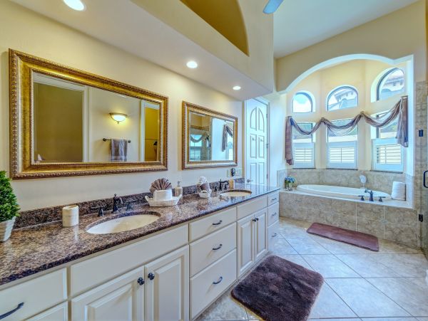 Cape Coral Home 986525