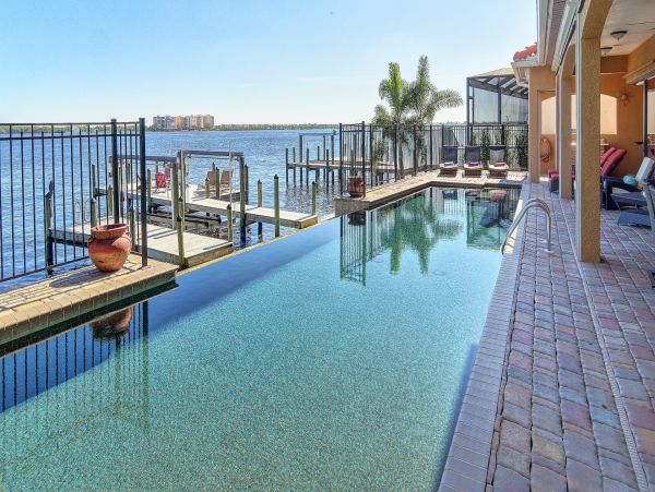 Cape Coral Home 986526