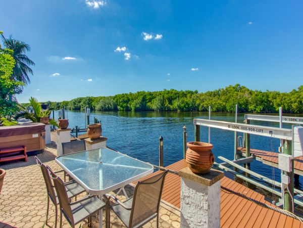 Cape Coral Home 986528