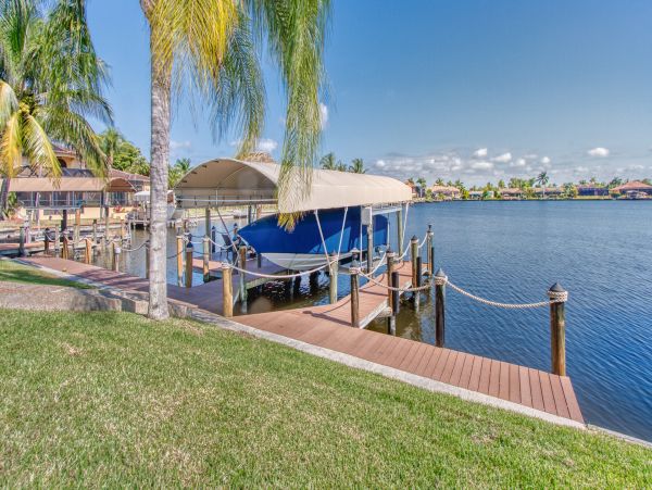 Cape Coral Home 986529