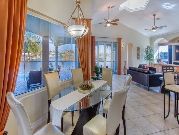 Cape Coral Home 986529