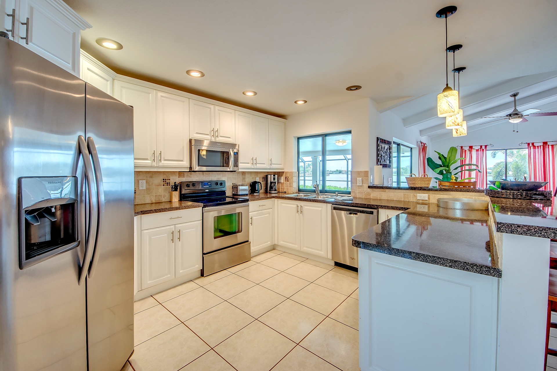 Cape Coral Home 986540