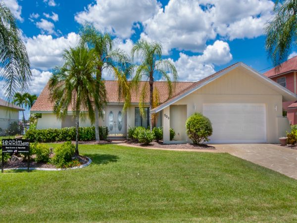 Cape Coral Home 986540