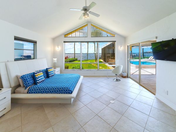 Cape Coral Home 986546