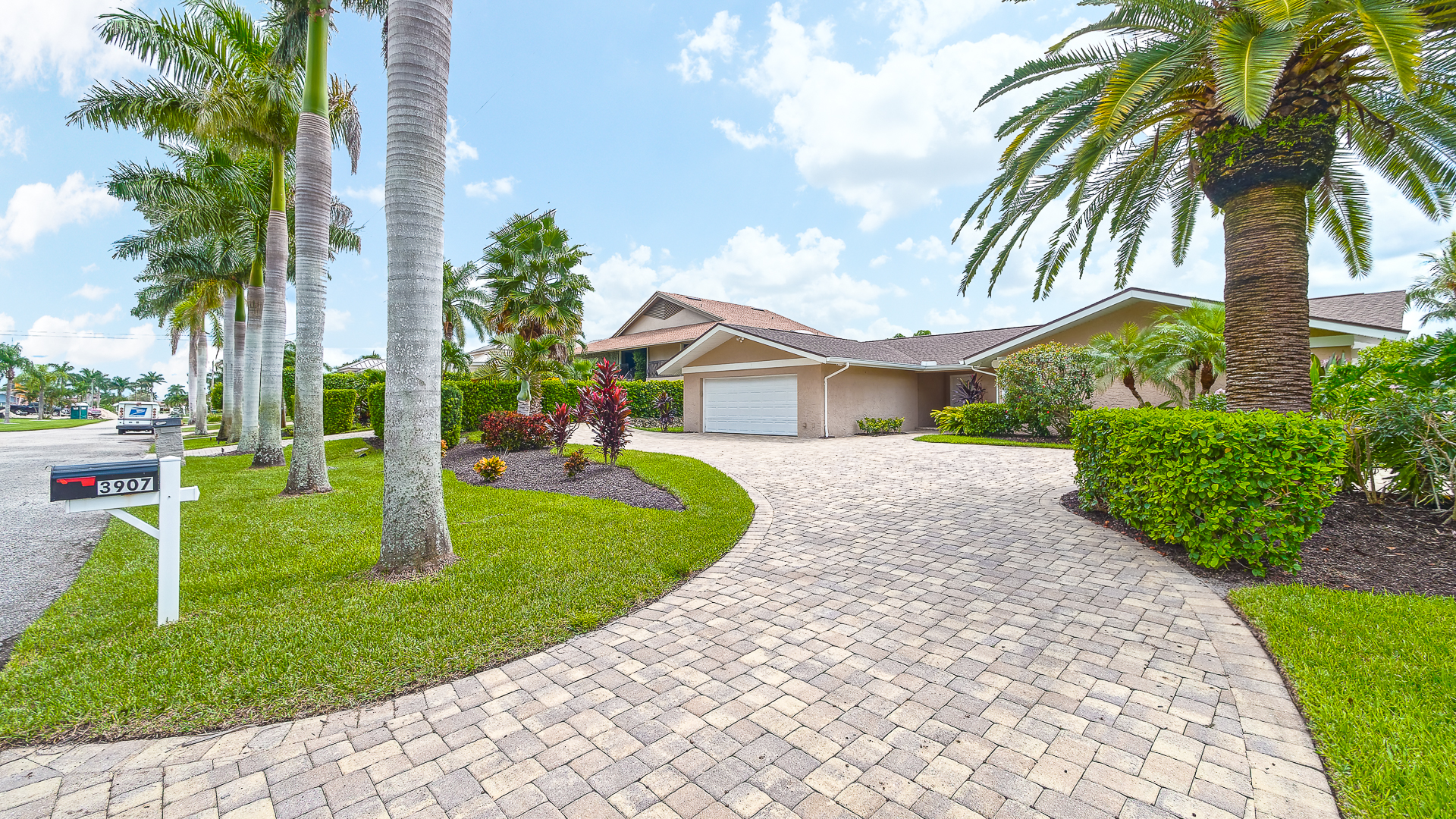 Cape Coral Home 986549