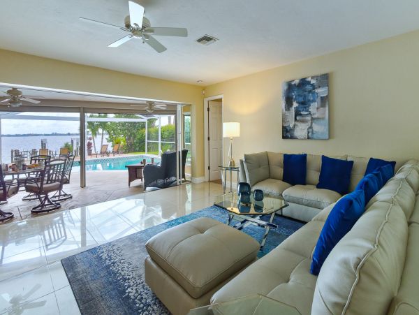 Cape Coral Home 986549