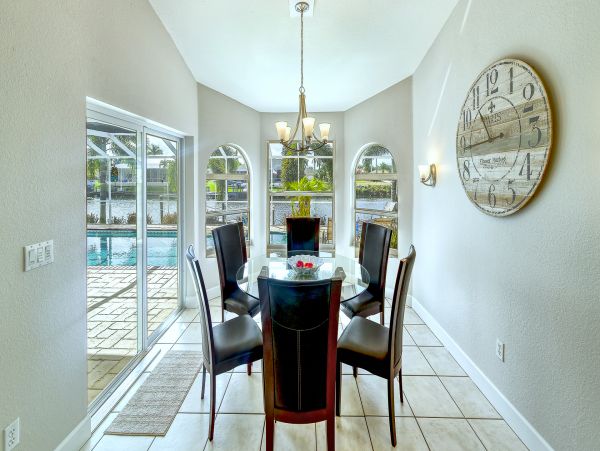 Cape Coral Home 986550