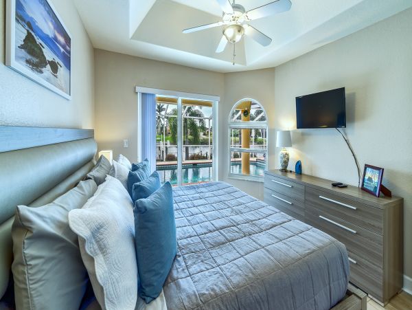 Cape Coral Home 986550