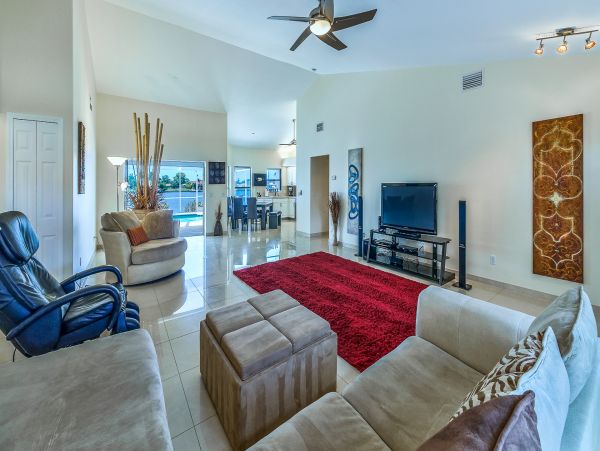 Cape Coral Home 986552
